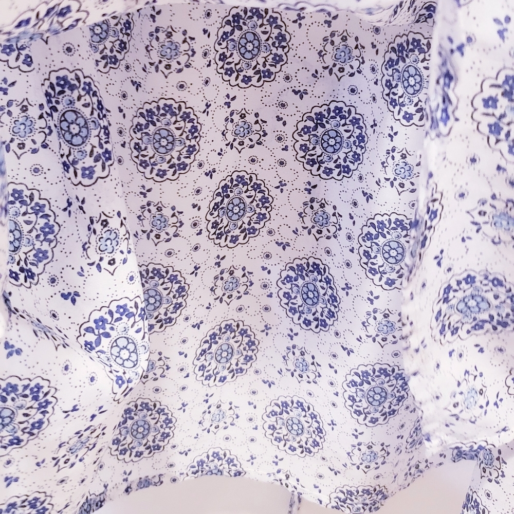 Forever 21+ plus sizes blouse - size 1X - Picture 10 of 10